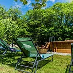 Holiday home Un Air De Famille - Maison A La Campagne Pour 10 Personnes - Piscine - Jardin - Guinguette
